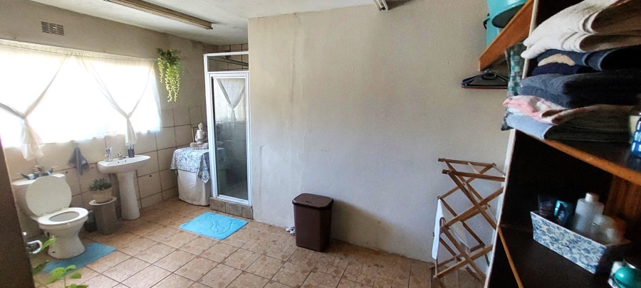 13 Bedroom Property for Sale in Bloemspruit Free State